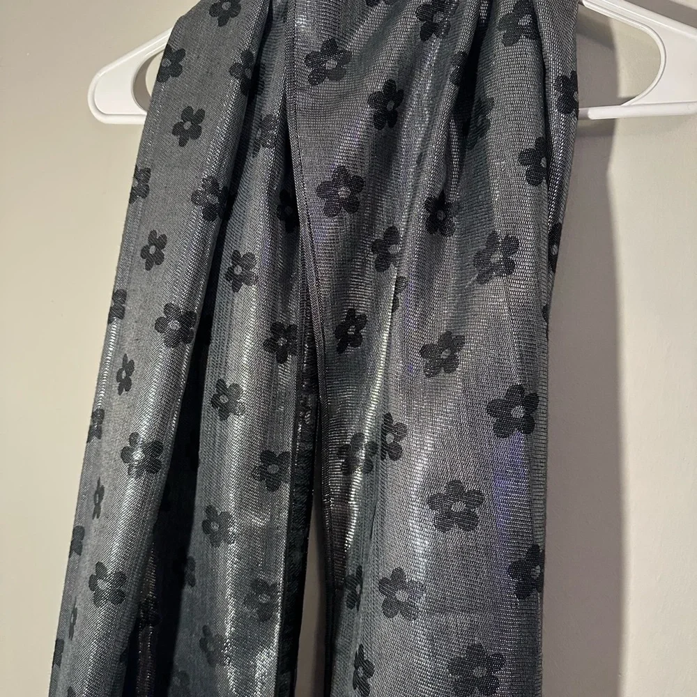 Nicole’s Boutique Elegant Black and Silver Floral Scarf